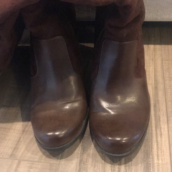 Brown Mossimo tall boots with heel - Picture 2 of 3